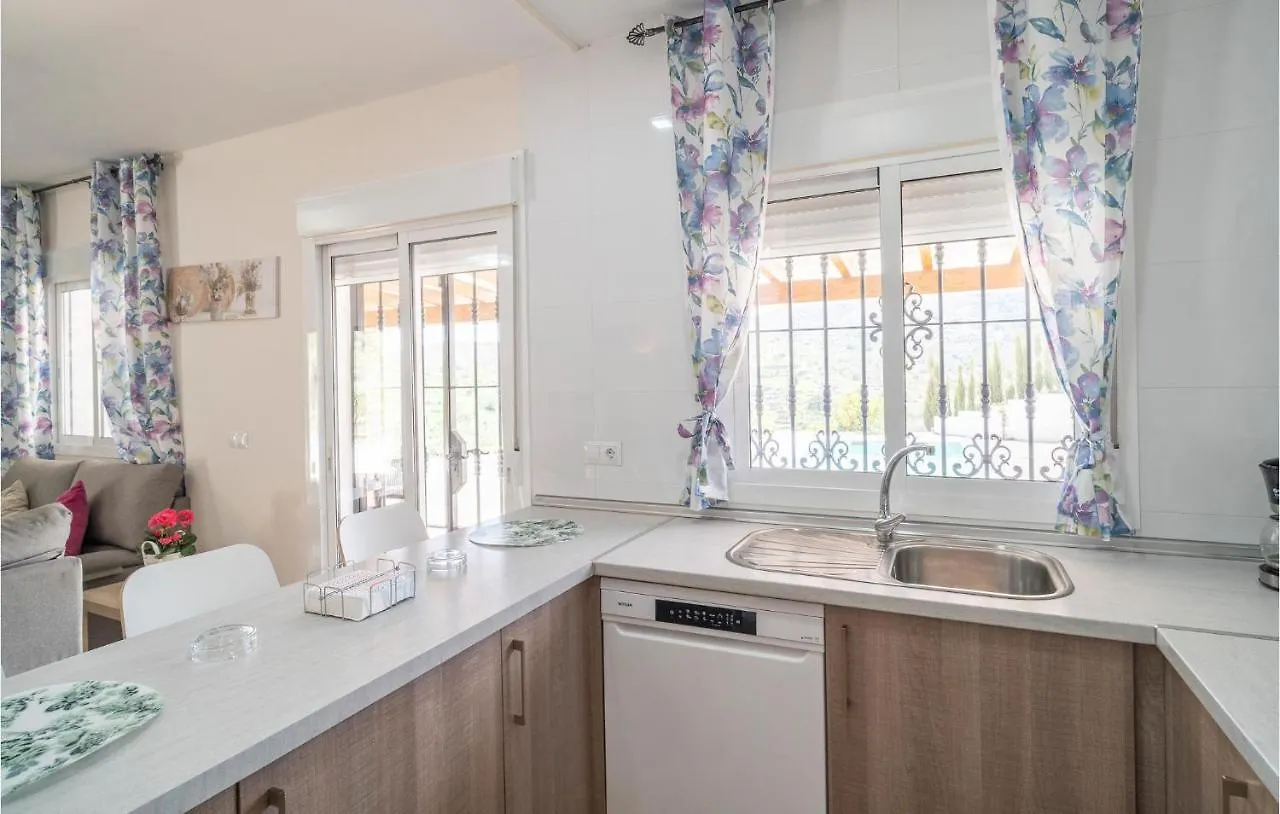 Gorgeous Home In Arenas With Wifi 0*, Arenas (Malaga)